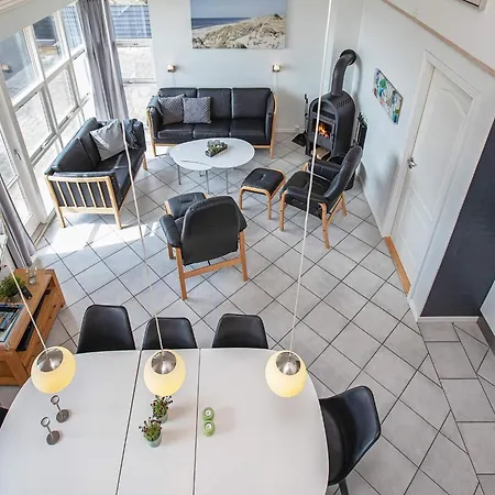 8 Person In Vestervig-by Traum *